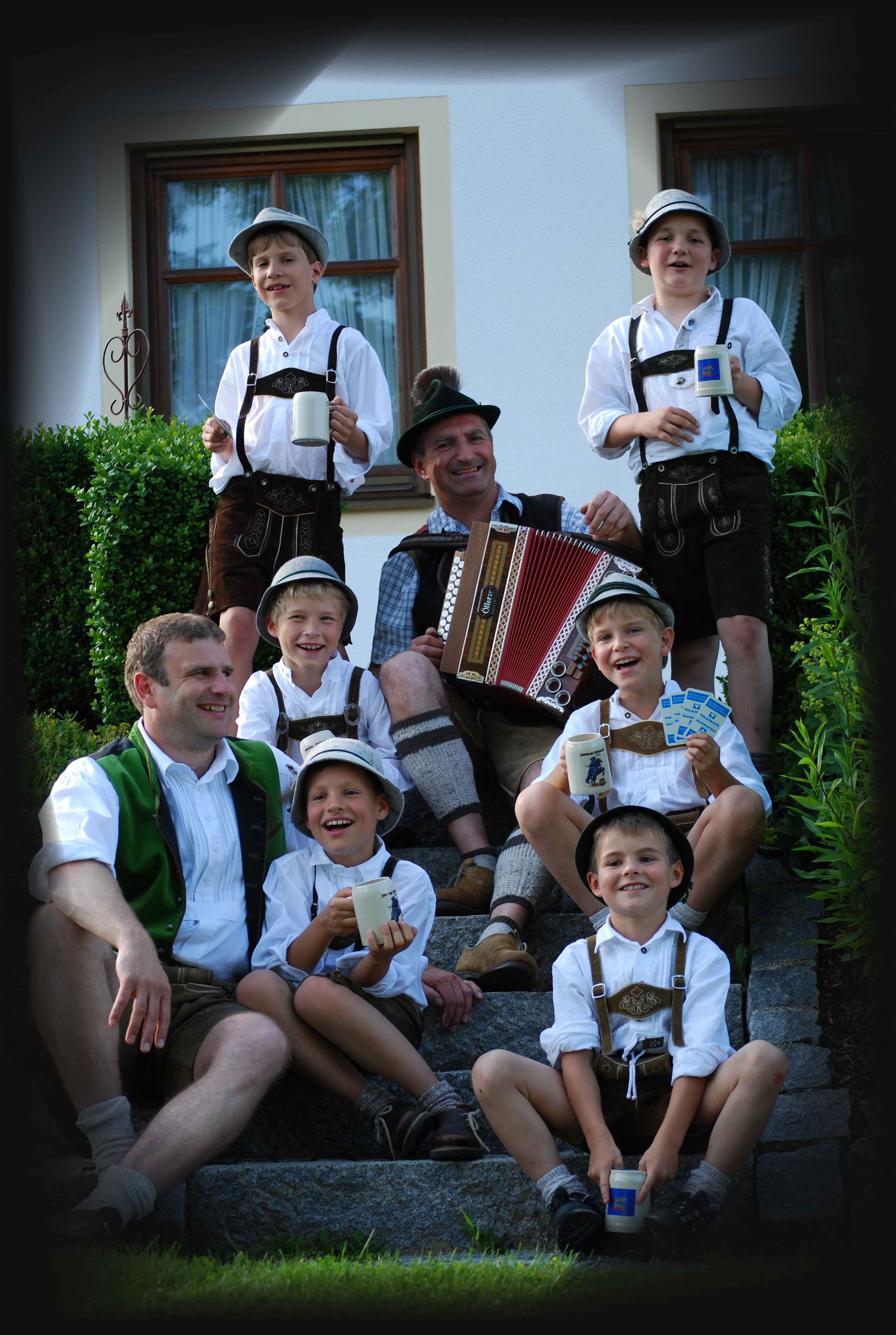 Schuhplattlerkinder ThomasBader